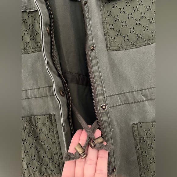 Jessica Simpson Eyelet Stretch Military Style Jacket - Picture 9 of 9